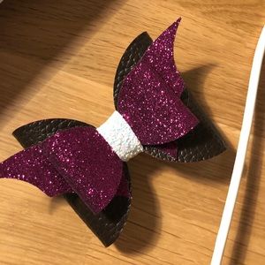 Halloween specialty bow with bat wings